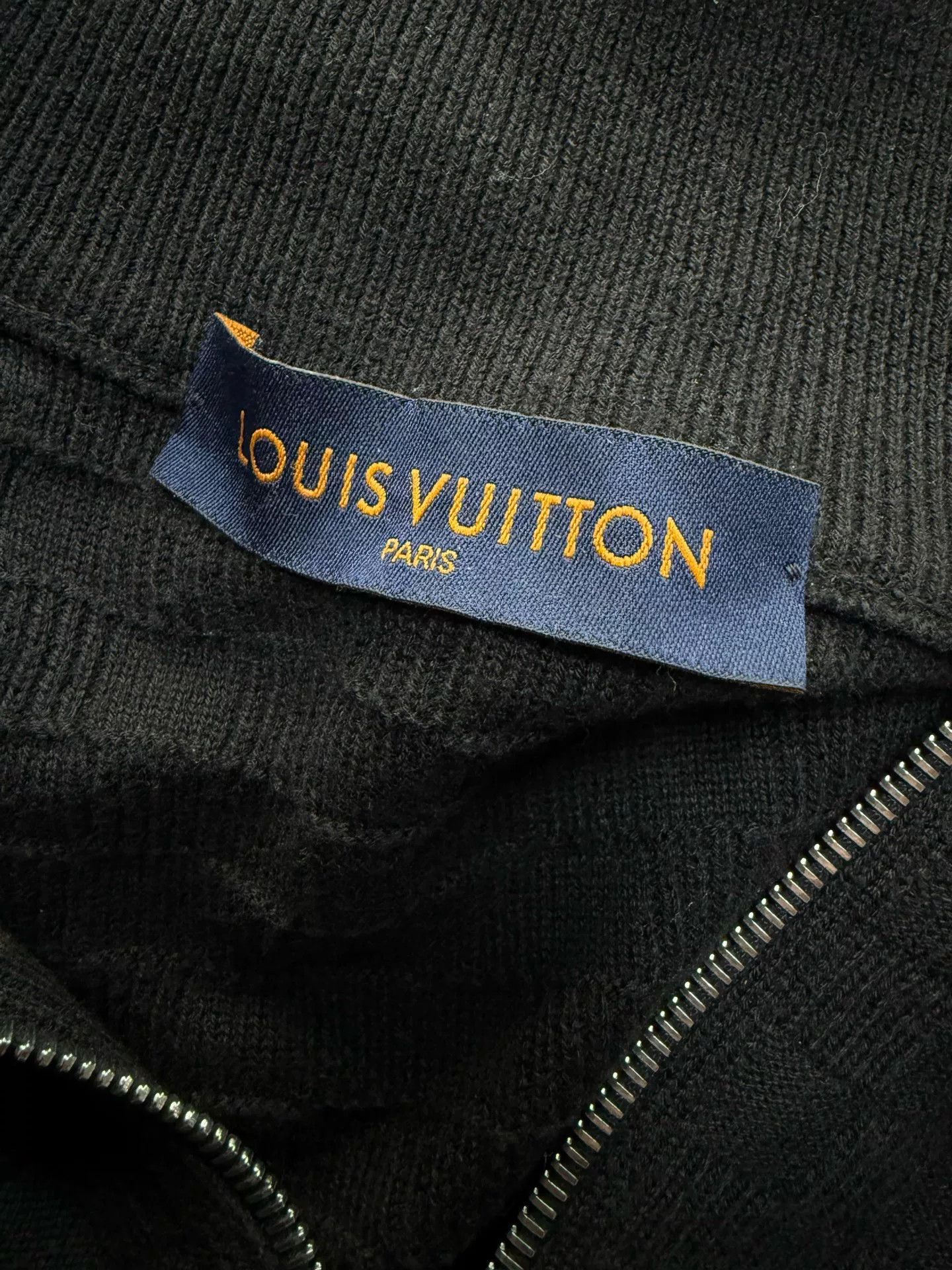 Louis Vuitton Louis Vuitton Wool Black Sweater S Women Size S / US 4 / IT 40 - 3 Thumbnail