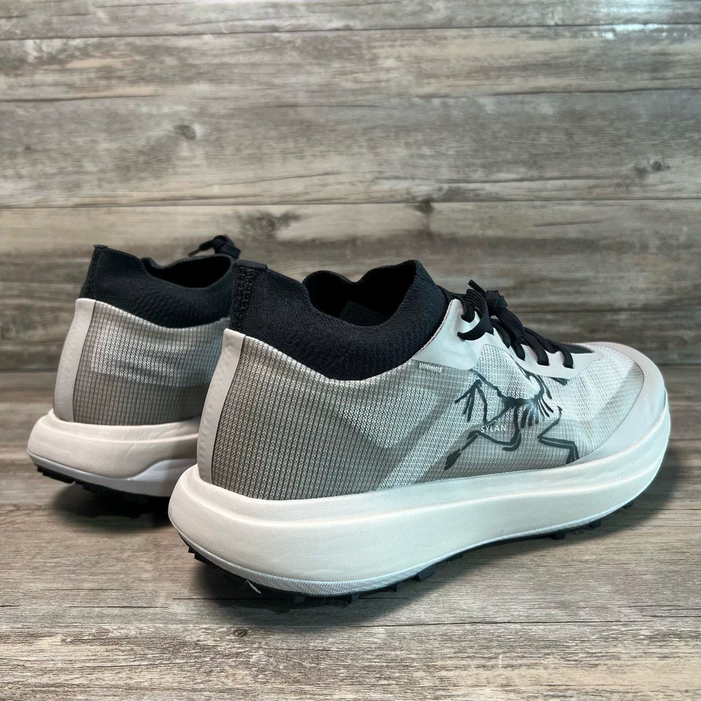 Arc'teryx Arc'teryx Running Multi Lowtop Sneakers 43 Men Size US 10 / EU 43 - 3 Thumbnail