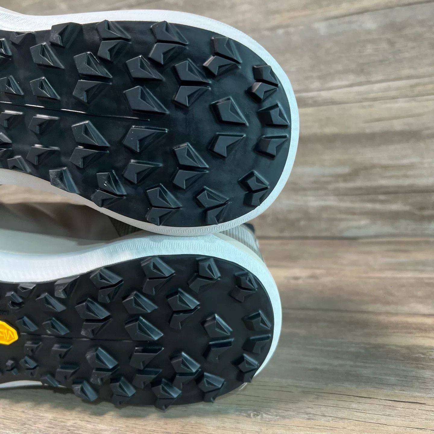 Arc'teryx Arc'teryx Running Multi Lowtop Sneakers 43 Men Size US 10 / EU 43 - 7 Thumbnail