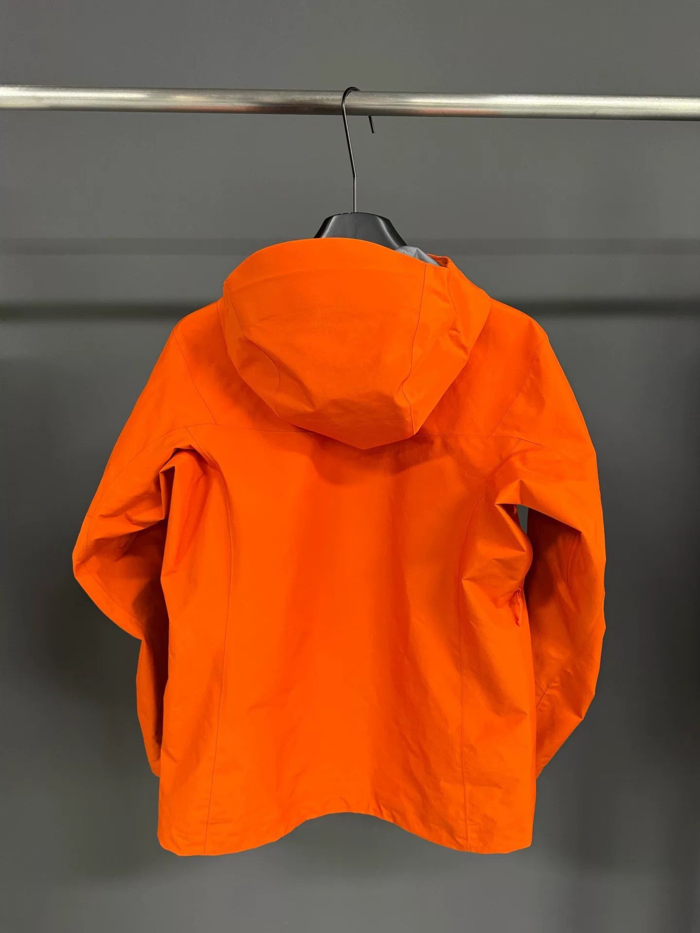 Arc'teryx Arc'teryx Item M Women Size M / US 6-8 / IT 42-44 - 2 Thumbnail
