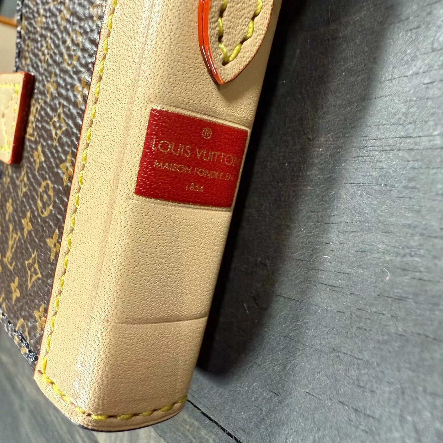 Louis Vuitton Louis Vuitton Accessory M Men Size ONE SIZE - 5 Thumbnail