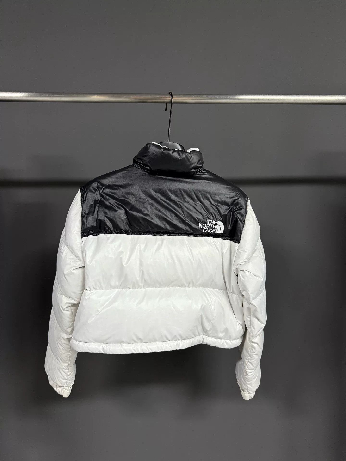 The North Face The North Face Thermal White Item M Women Size M / US 6-8 / IT 42-44 - 2 Thumbnail