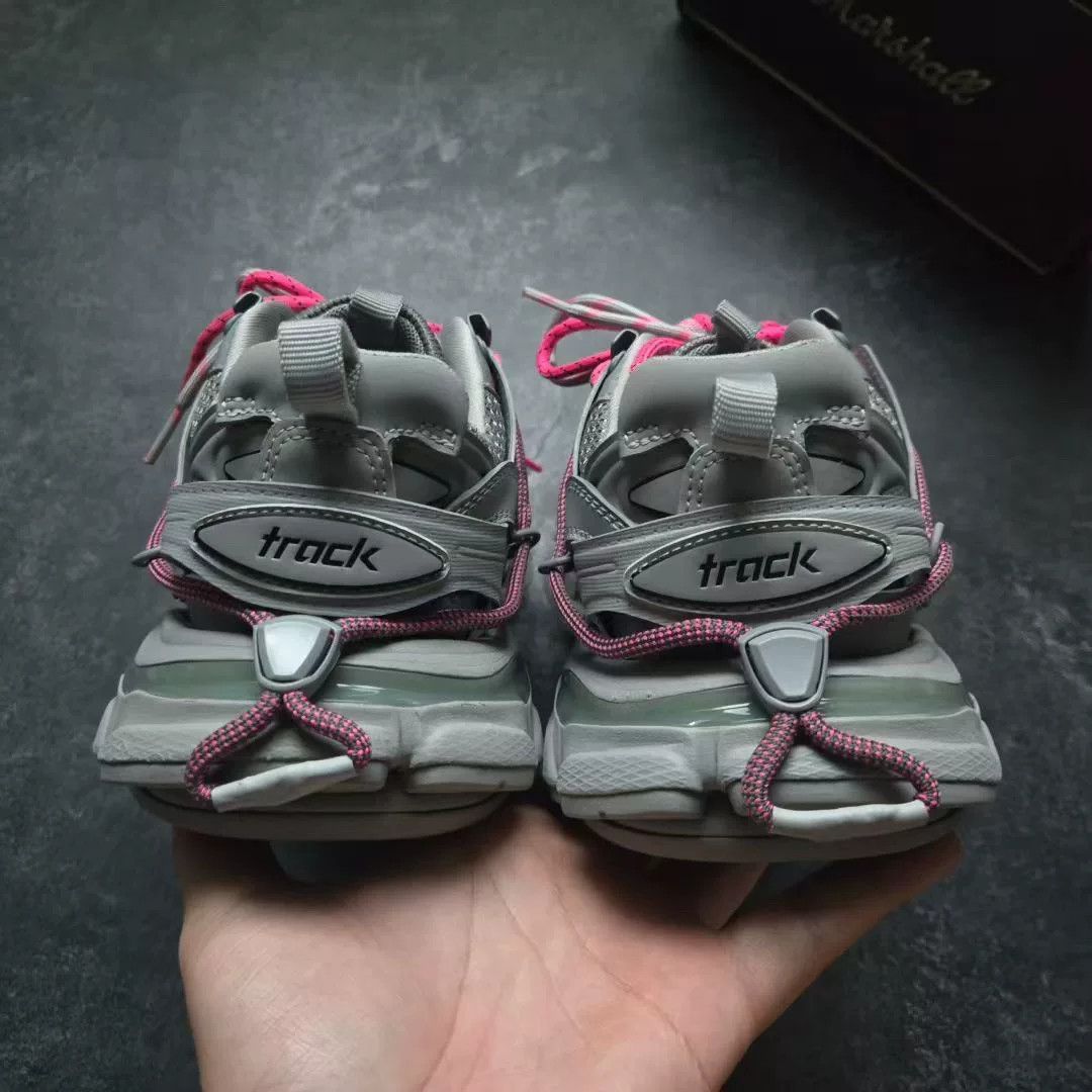 Balenciaga Balenciaga Pink Lowtop Sneakers 37 Women Size US 6.5 / IT 36.5 - 6 Thumbnail