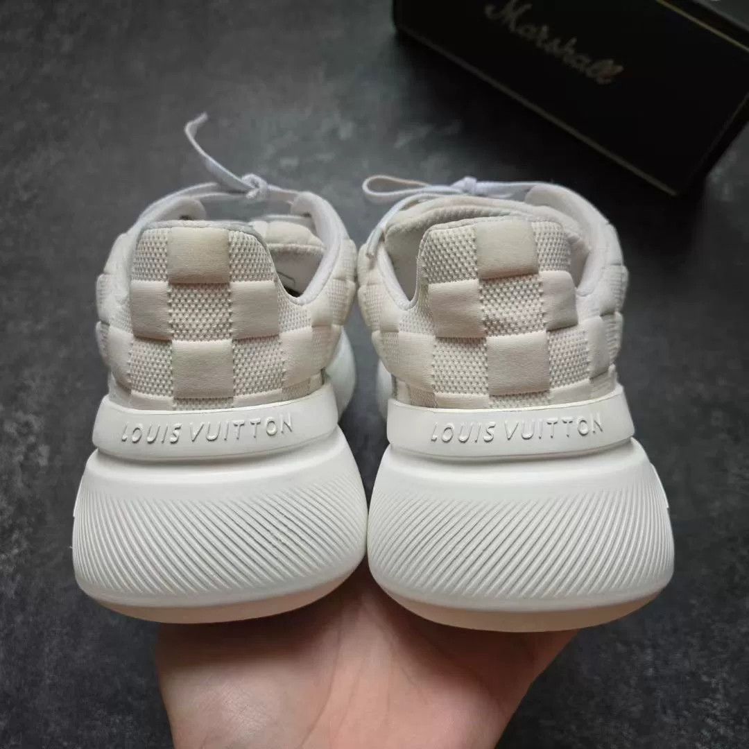 Louis Vuitton Louis Vuitton White Lowtop Sneakers 39 Men Size US 6.5 / EU 39-40 - 6 Thumbnail