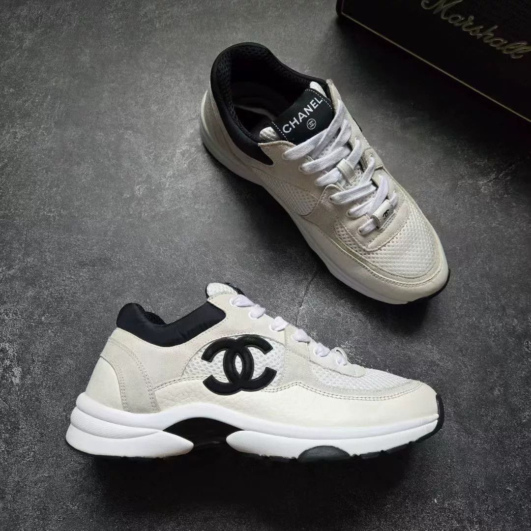 Chanel Chanel Black Lowtop Sneakers 37 Women Size US 6.5 / IT 36.5 - 5 Thumbnail