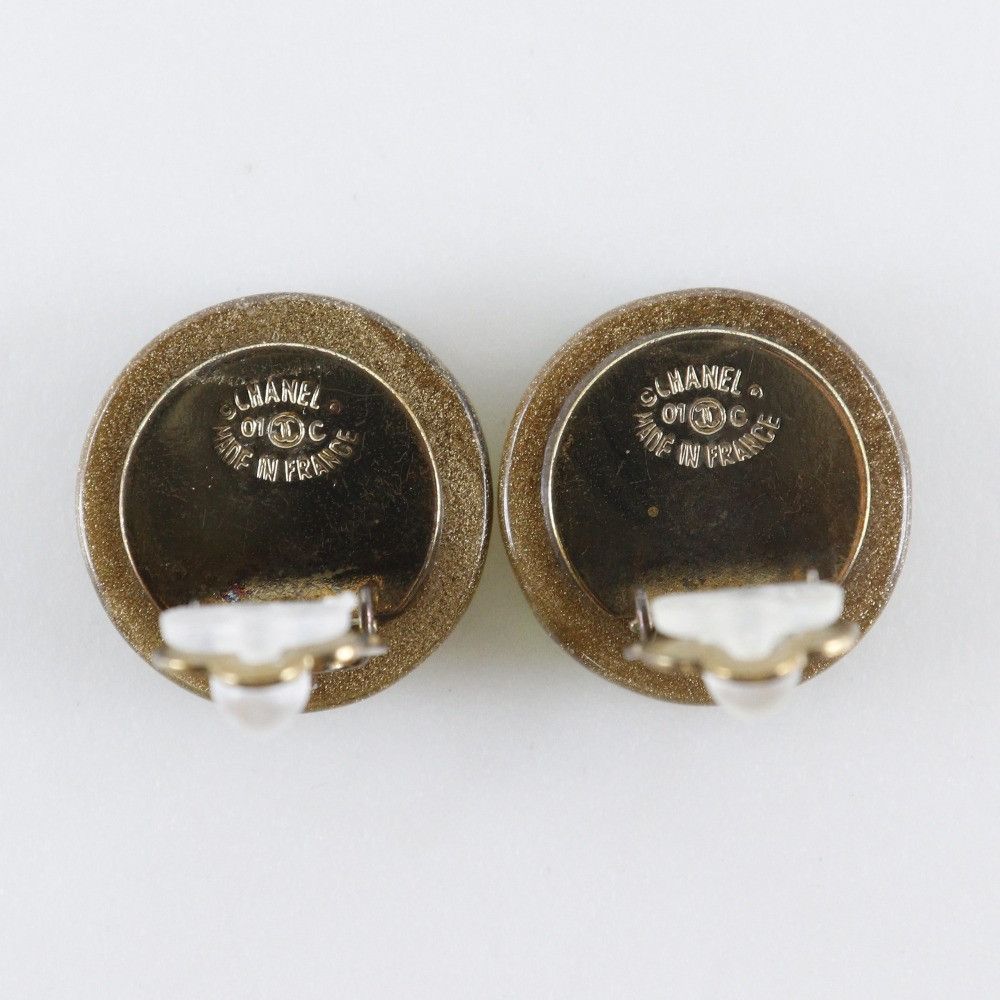 Chanel Chanel Chanel Clover Clip Earrings Plastic / Synthetic Earrings DUTY FREE for USA Size ONE SIZE - 4 Thumbnail