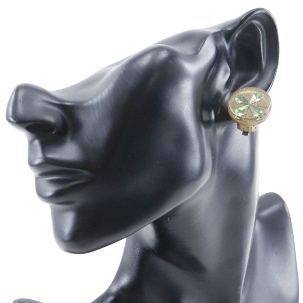 Chanel Chanel Chanel Clover Clip Earrings Plastic / Synthetic Earrings DUTY FREE for USA Size ONE SIZE - 2 Thumbnail