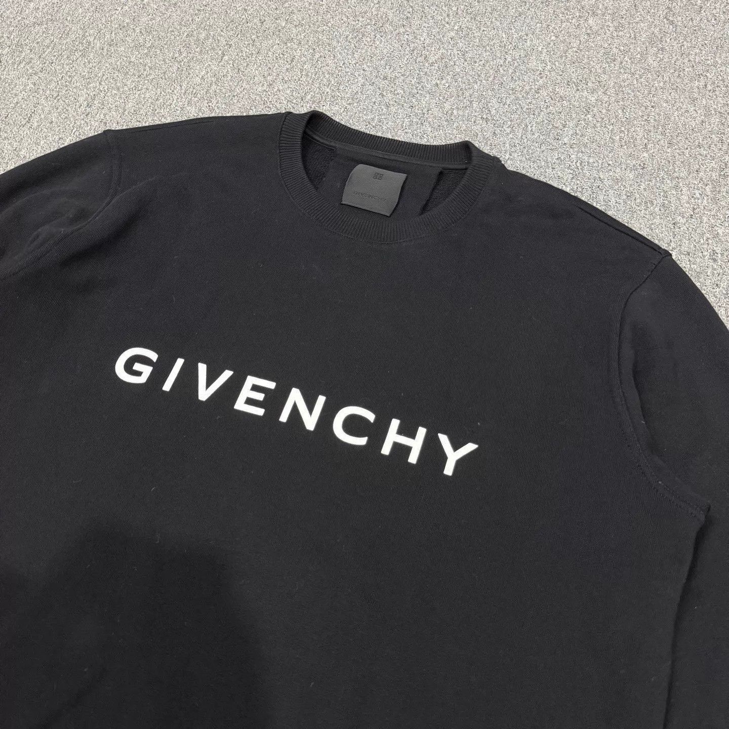 Givenchy Black Long Sleeve Crew Neck Sweatshirt Size US L / EU 52-54 / 3 - 3 Thumbnail