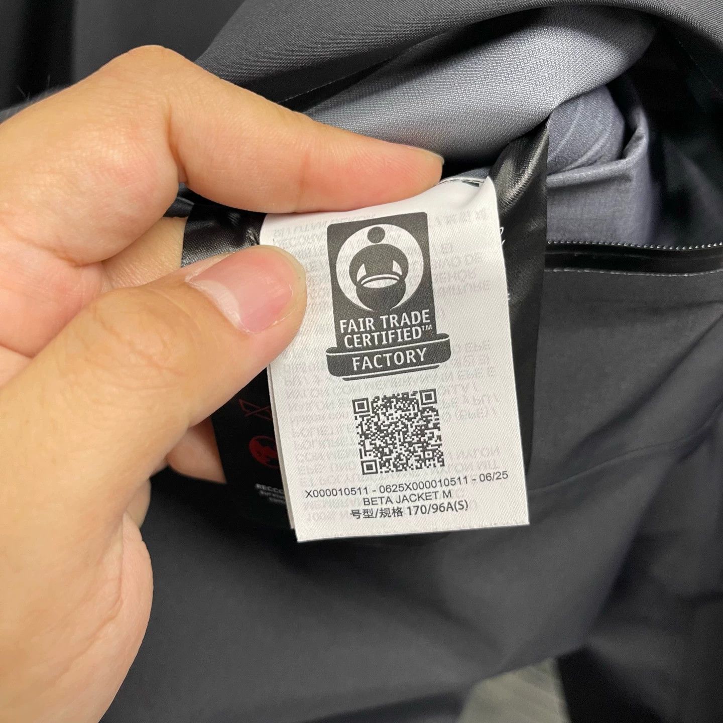 Arc'teryx Black Hooded Light Jacket Size US S / EU 44-46 / 1 - 6 Thumbnail