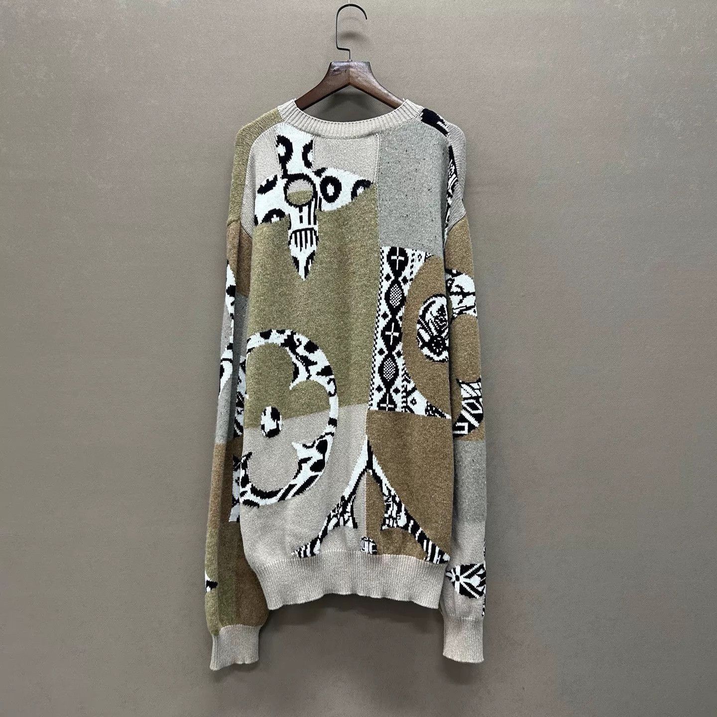 Louis Vuitton Multi Color Patterned Long Sleeve Sweater Size L Size US L / EU 52-54 / 3 - 2 Thumbnail