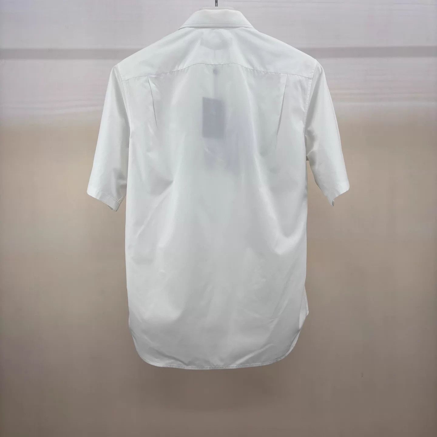 Louis Vuitton White Short Sleeve Button-Up Shirt with Graphic Size US S / EU 44-46 / 1 - 2 Thumbnail