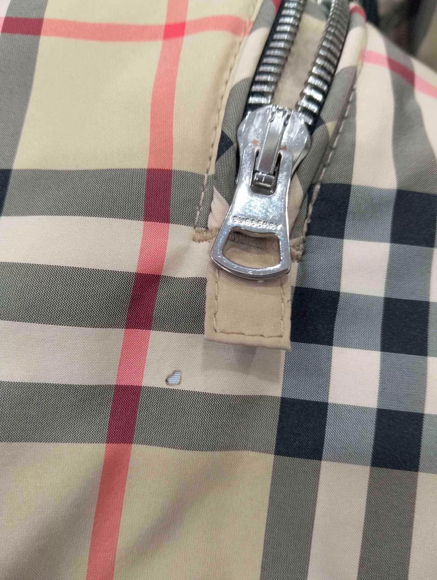 Burberry Plaid Hooded Light Jacket XS Size US XS / EU 42 / 0 - 3 Thumbnail