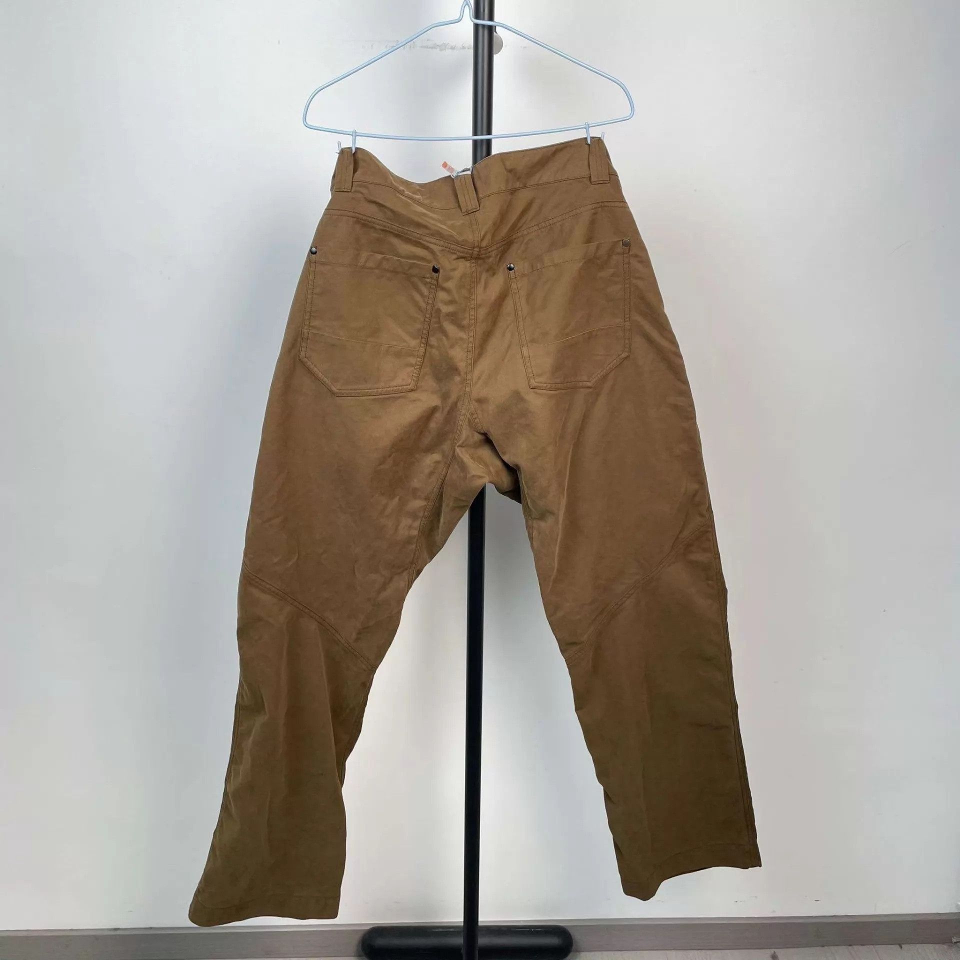Arc'teryx Brown Casual Pants Size 36 Size US 36 / EU 52 - 2 Thumbnail