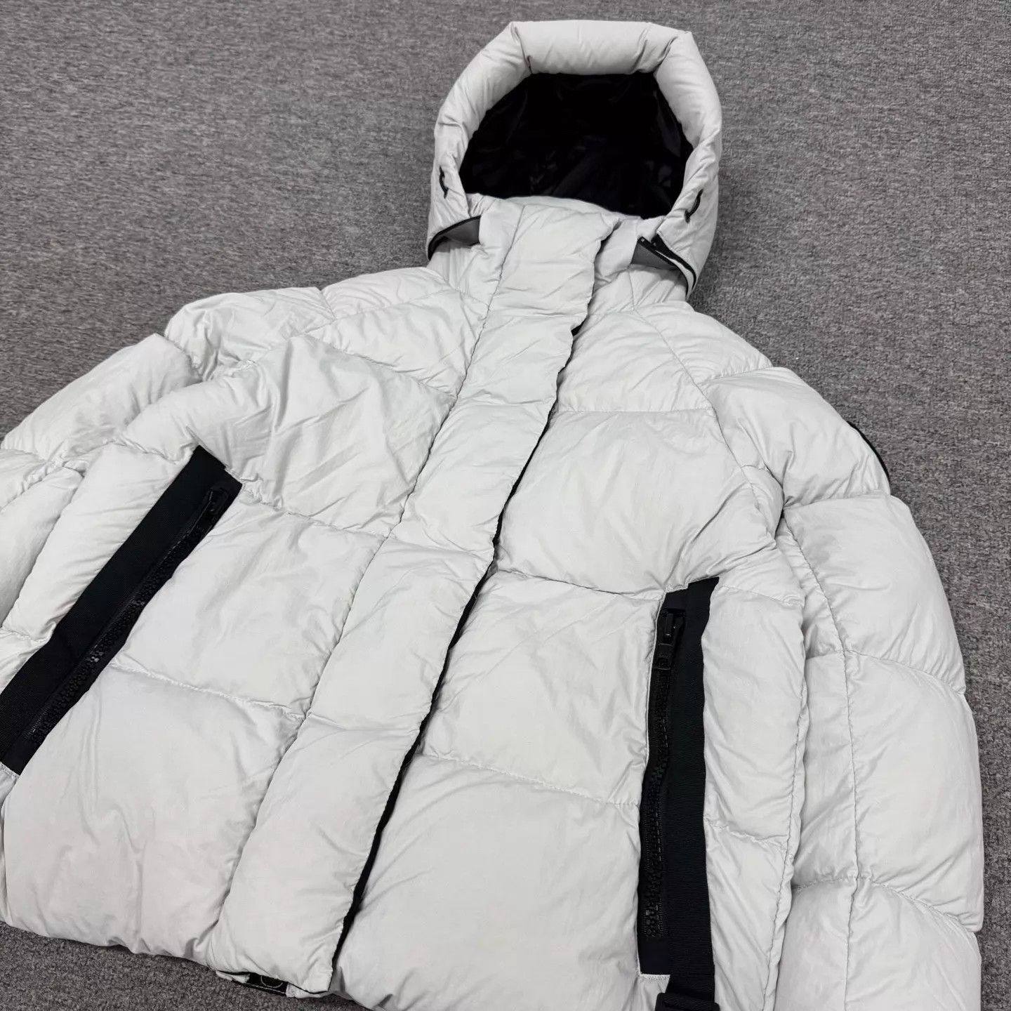 Canada Goose Gray Puffer Jacket with Hood Size S Size US S / EU 44-46 / 1 - 3 Thumbnail
