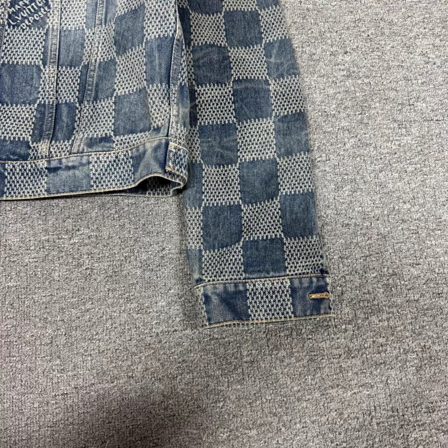 Louis Vuitton Blue Checkered Denim Jacket (Size L) Size US L / EU 52-54 / 3 - 4 Thumbnail
