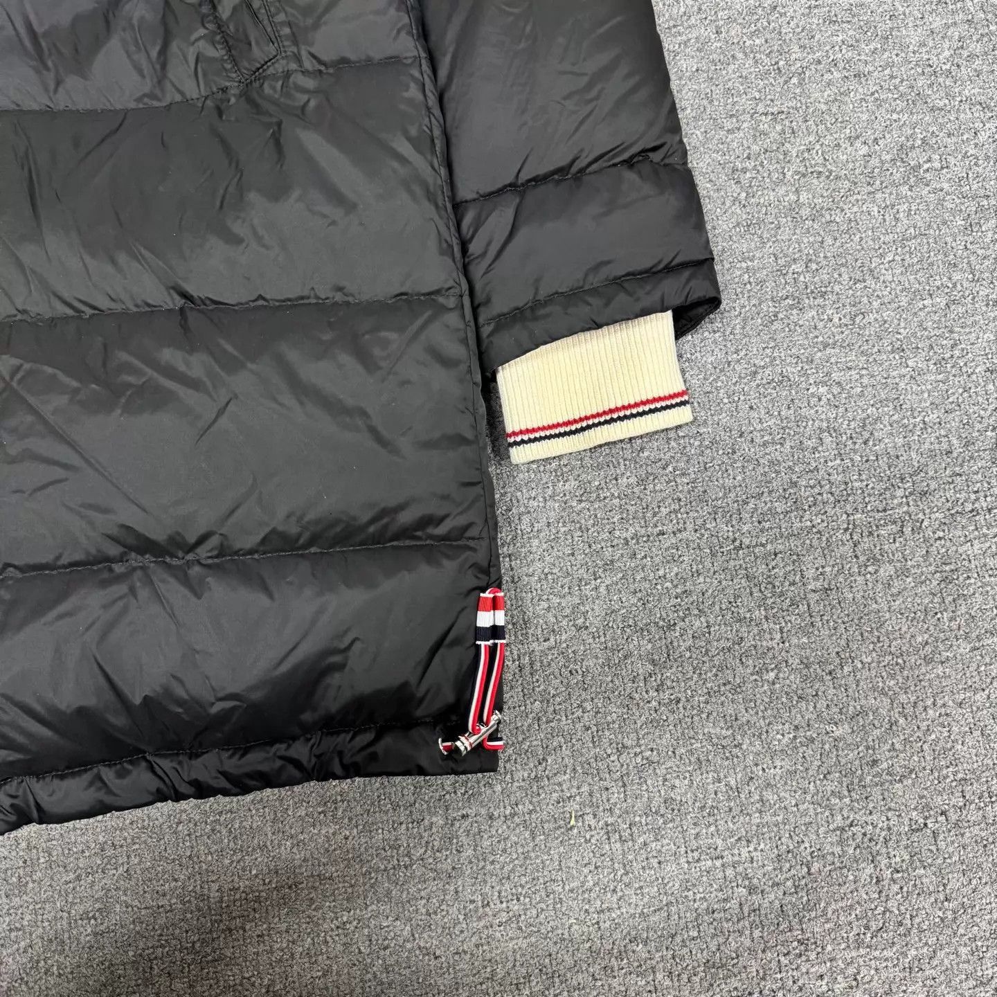 Thom Browne Black Mid-Length Hooded Puffer Coat Size US M / EU 48-50 / 2 - 4 Thumbnail