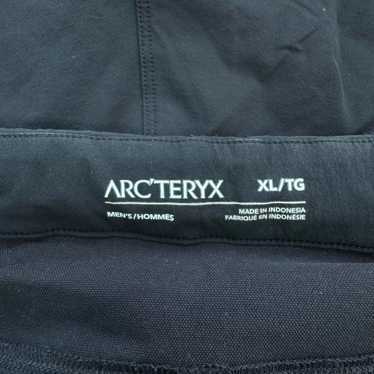 Arc'teryx Black Casual Pants with Belt - Size 36 Size US 36 / EU 52 - 3 Thumbnail