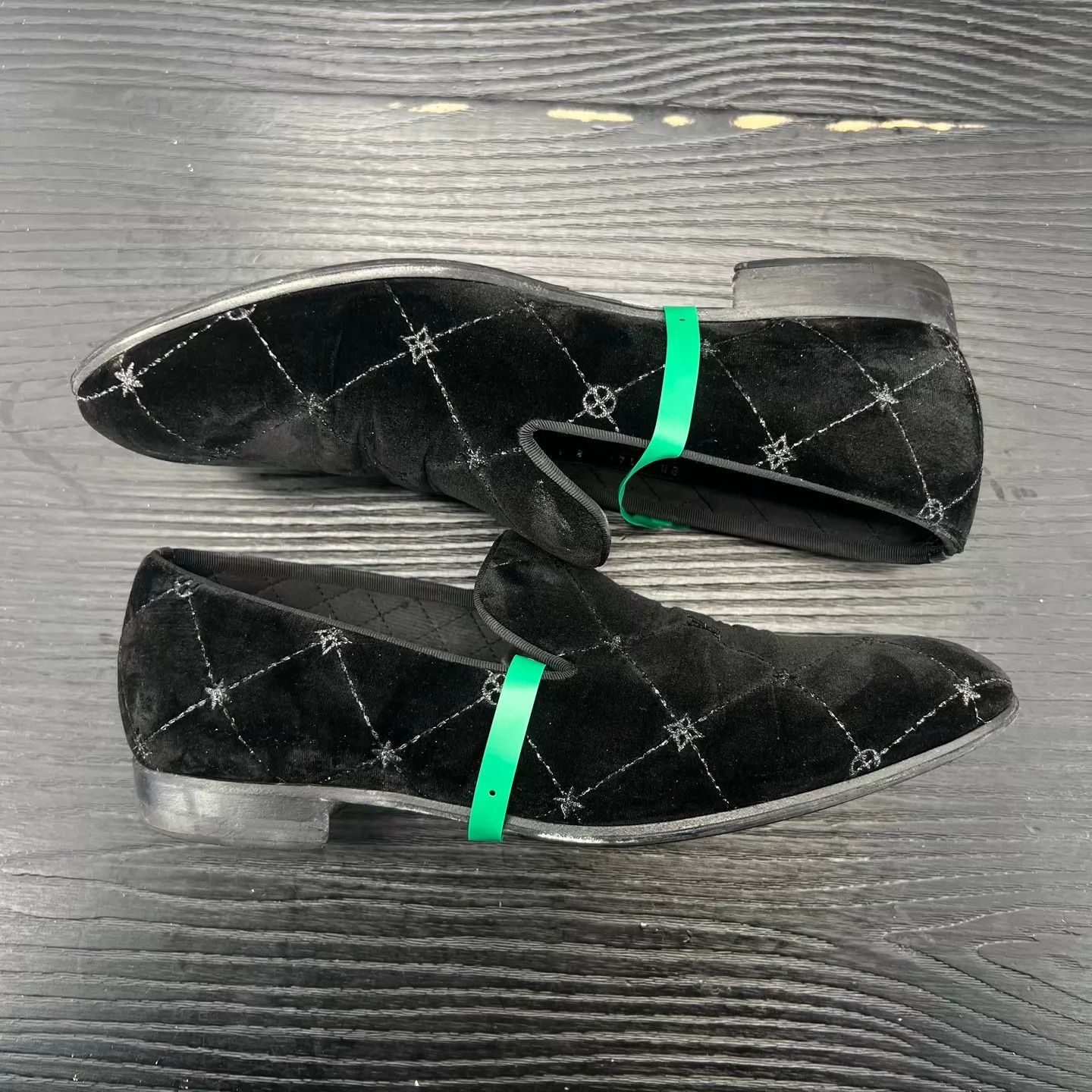 Louis Vuitton Black Quilted Star Pattern Slip-On Shoes Size US 9 / EU 42 - 2 Thumbnail