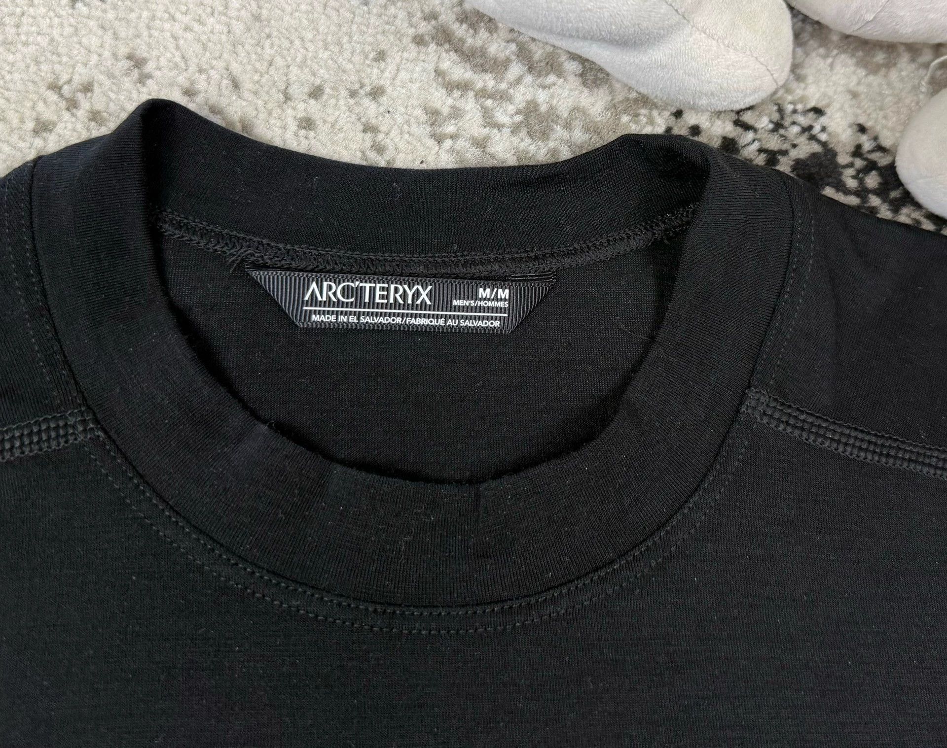 Arc'teryx Black Short-Sleeve Performance Shirt Size US M / EU 48-50 / 2 - 2 Thumbnail