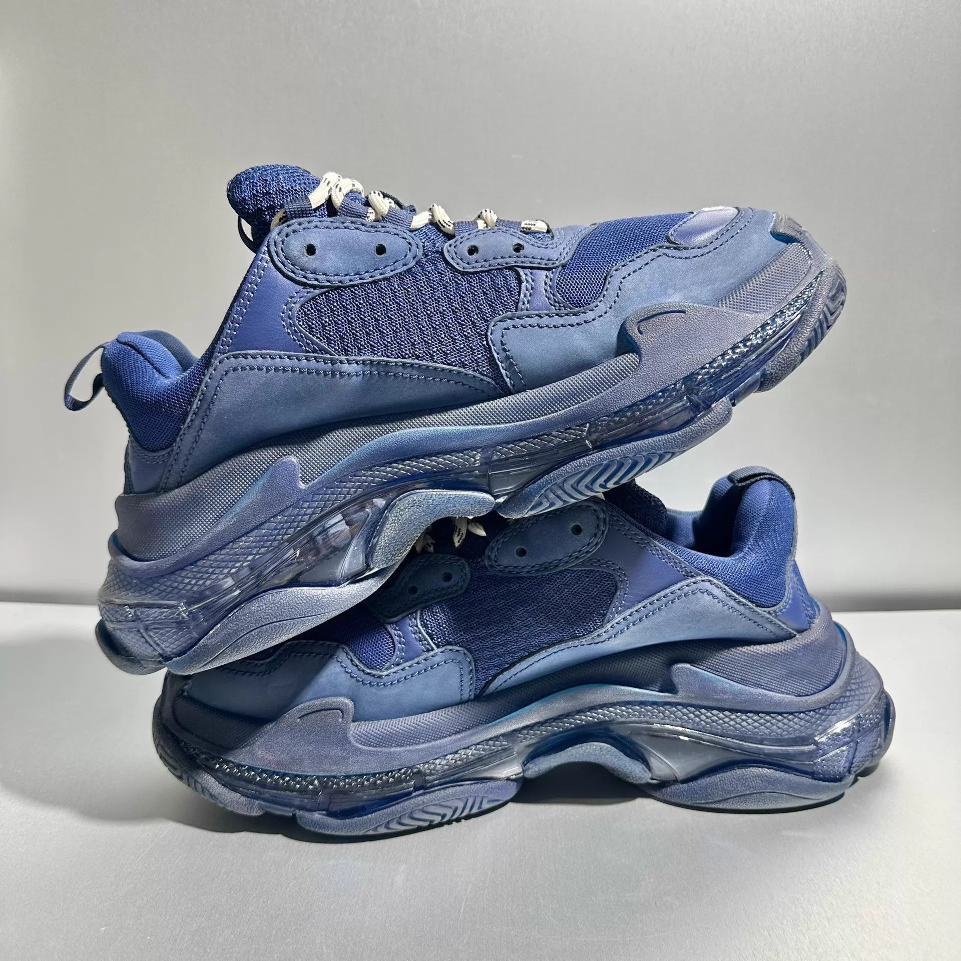 Balenciaga Blue Low-Top Sneakers Size 9 Size US 9 / EU 42 - 4 Thumbnail
