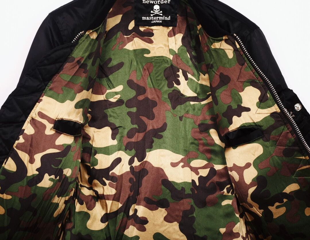 Mastermind Japan Black Satin Bomber Jacket with Skull Patch Size US S / EU 44-46 / 1 - 8 Thumbnail