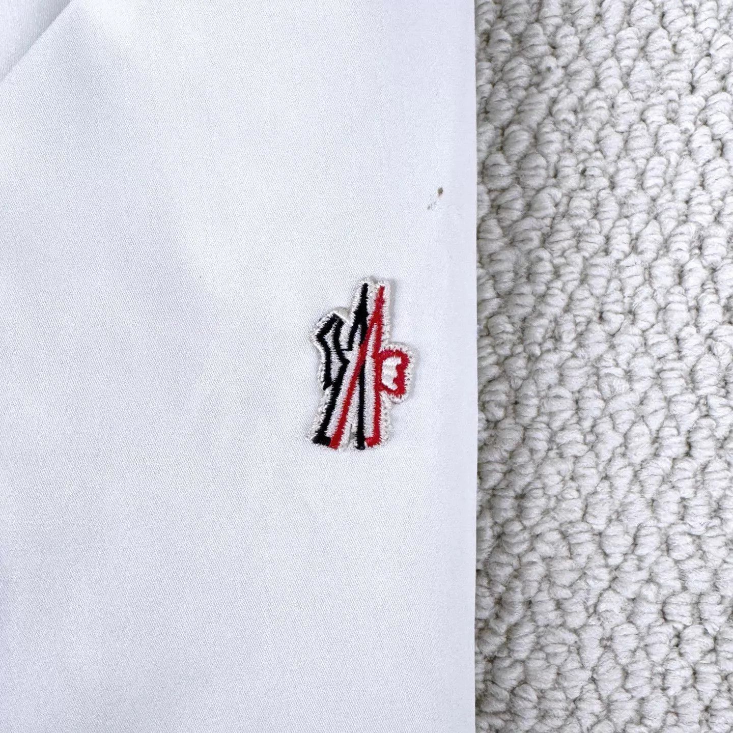 Moncler White Hooded Light Jacket with Black Accents Size US S / EU 44-46 / 1 - 5 Thumbnail