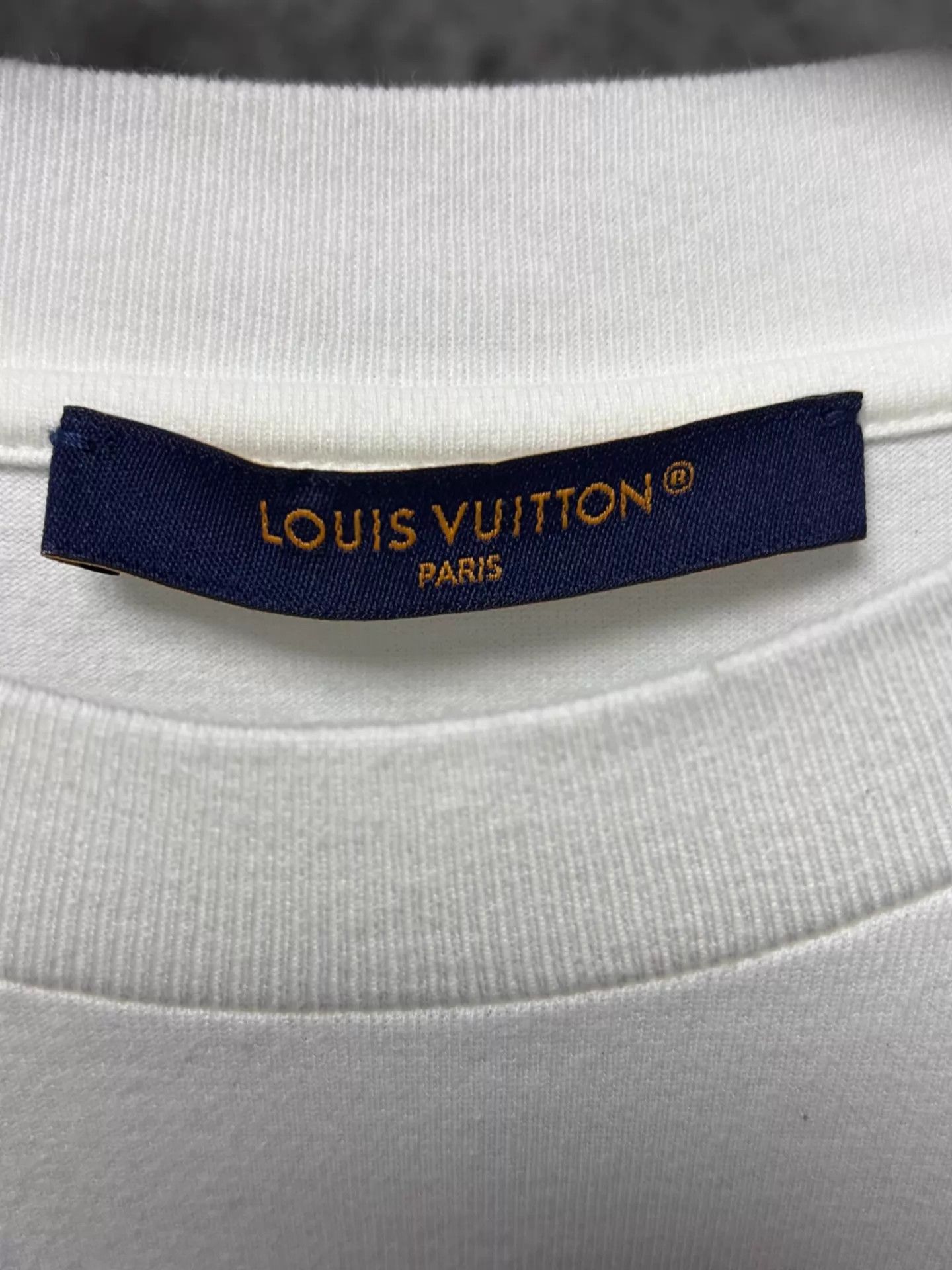 Louis Vuitton White Short Sleeve T-Shirt with Bird and Ribbon Print Size US M / EU 48-50 / 2 - 3 Thumbnail