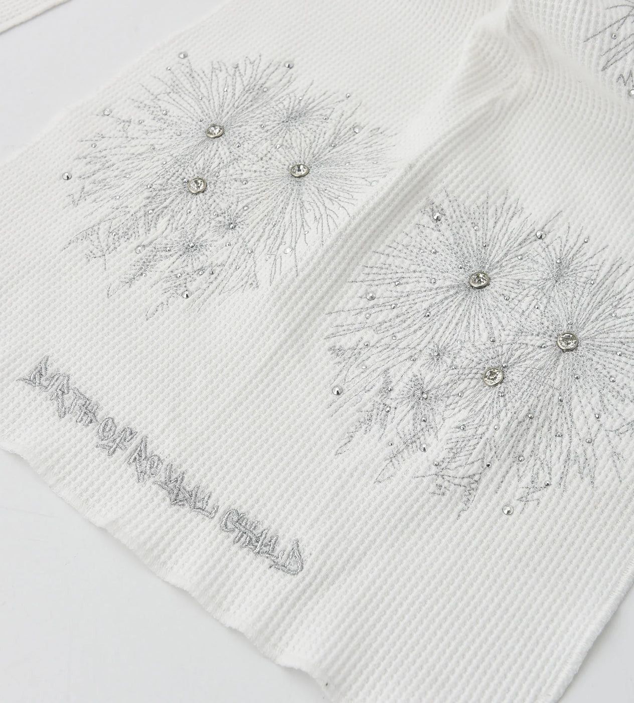 Birth of Royal Child Fireworks Rhinestone Durag White Size ONE SIZE - 2 Thumbnail