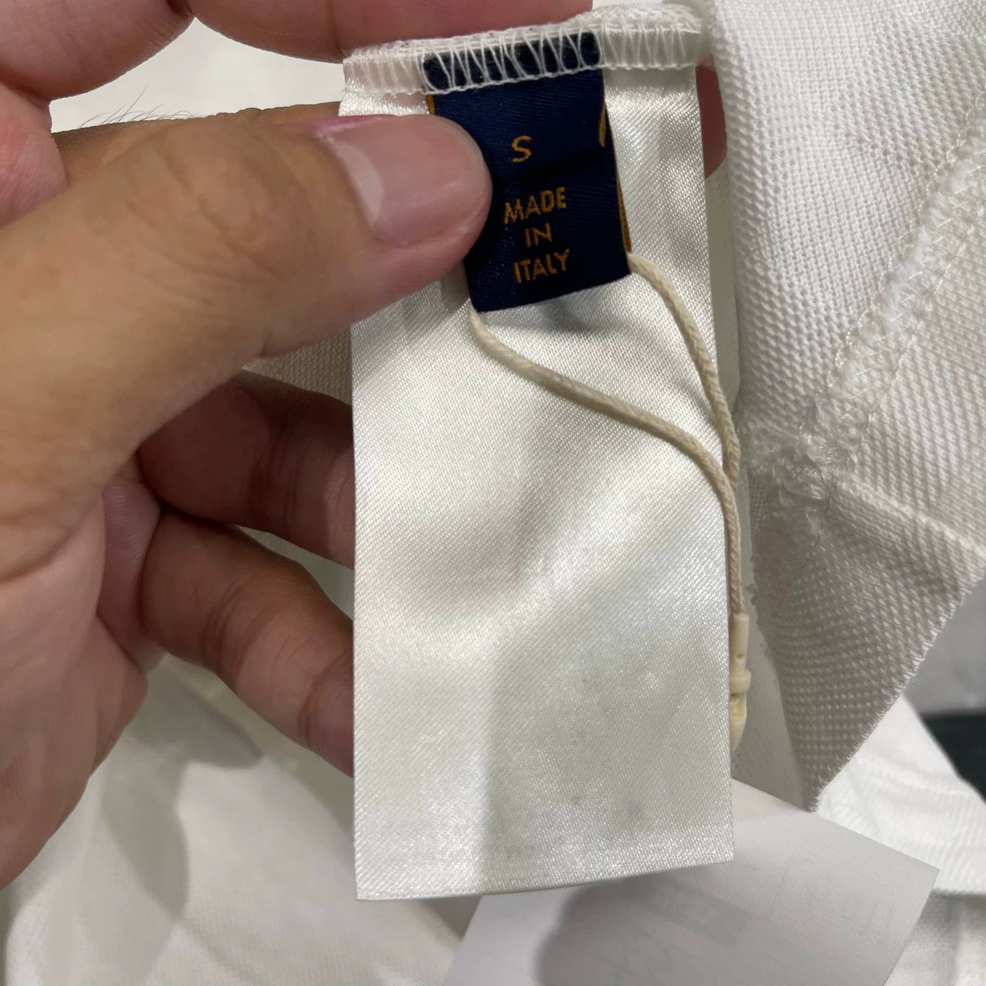 Louis Vuitton White Short-Sleeve Crewneck T-Shirt Size US S / EU 44-46 / 1 - 5 Thumbnail