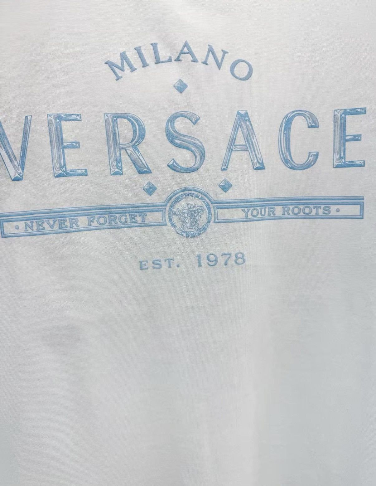 Versace Blue Short-Sleeve Graphic T-Shirt Size US L / EU 52-54 / 3 - 3 Thumbnail