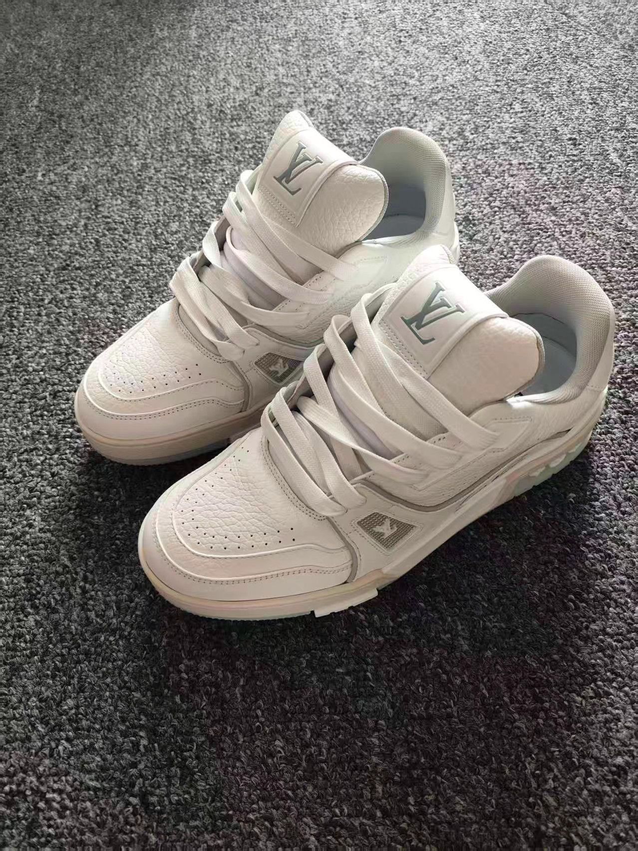 Louis Vuitton White High-Top Sneakers Size US 5.5 / EU 38 - 2 Thumbnail