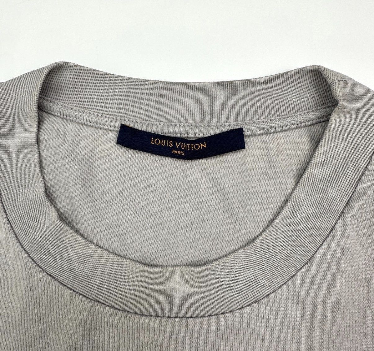 Louis Vuitton Gray Patterned Short-Sleeve T-Shirt Size US S / EU 44-46 / 1 - 3 Thumbnail
