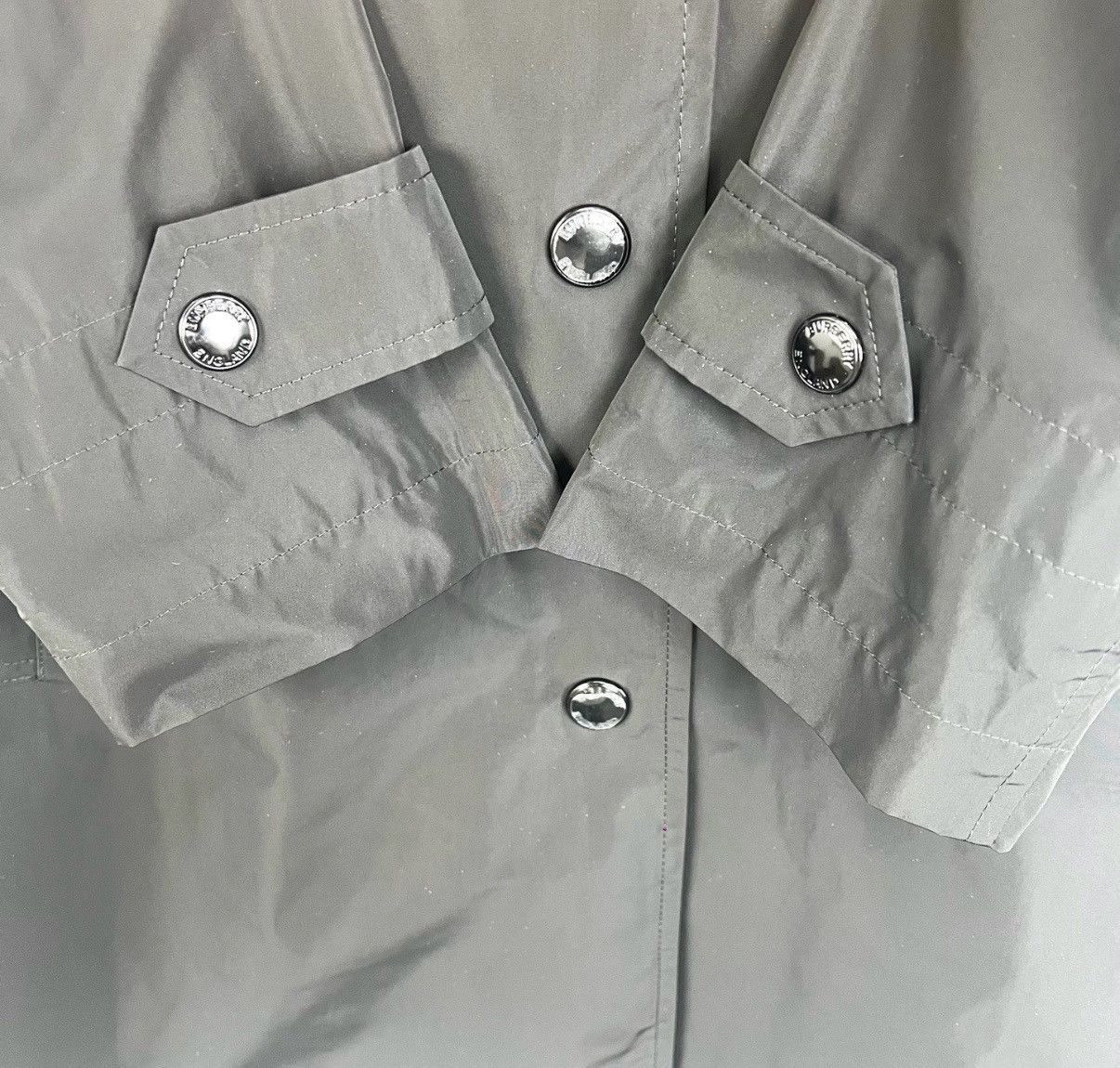 Burberry Black Long Hooded Coat with Button Front Size S Size US S / EU 44-46 / 1 - 7 Thumbnail