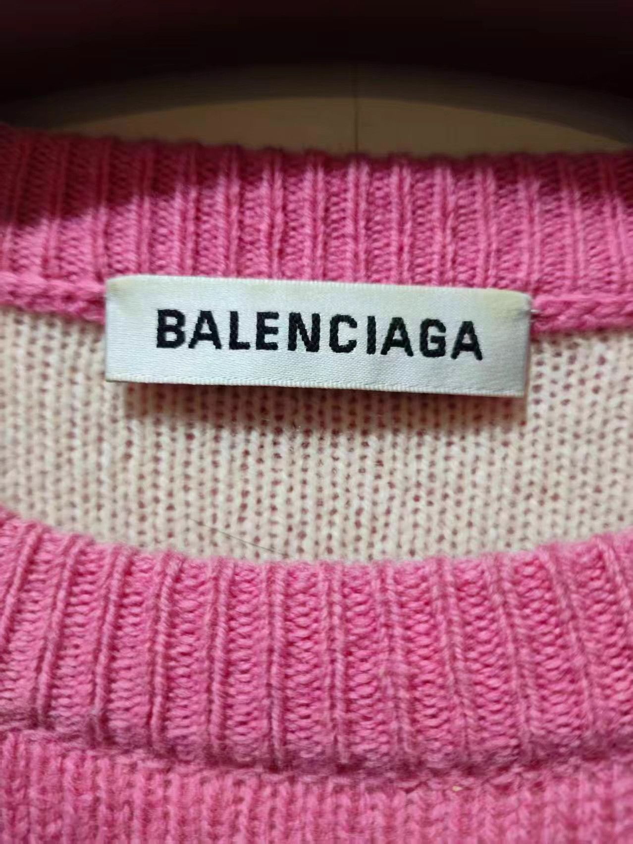 Balenciaga Pink Oversized Sweater with All-Over Print Size US XS / EU 42 / 0 - 3 Thumbnail
