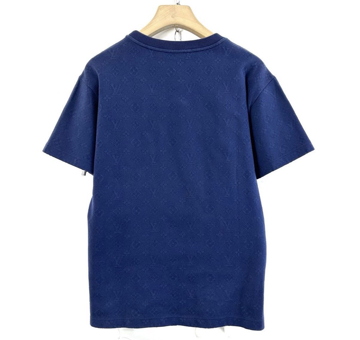 Louis Vuitton Blue Short-Sleeve Embossed Pattern T-Shirt with Pocket Size US S / EU 44-46 / 1 - 2 Thumbnail