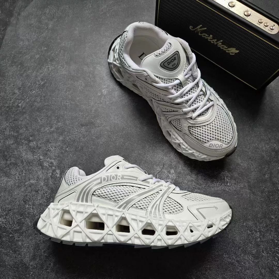 Dior Dior White Lowtop Sneakers 35 Men Size US 5 / EU 37 - 4 Thumbnail
