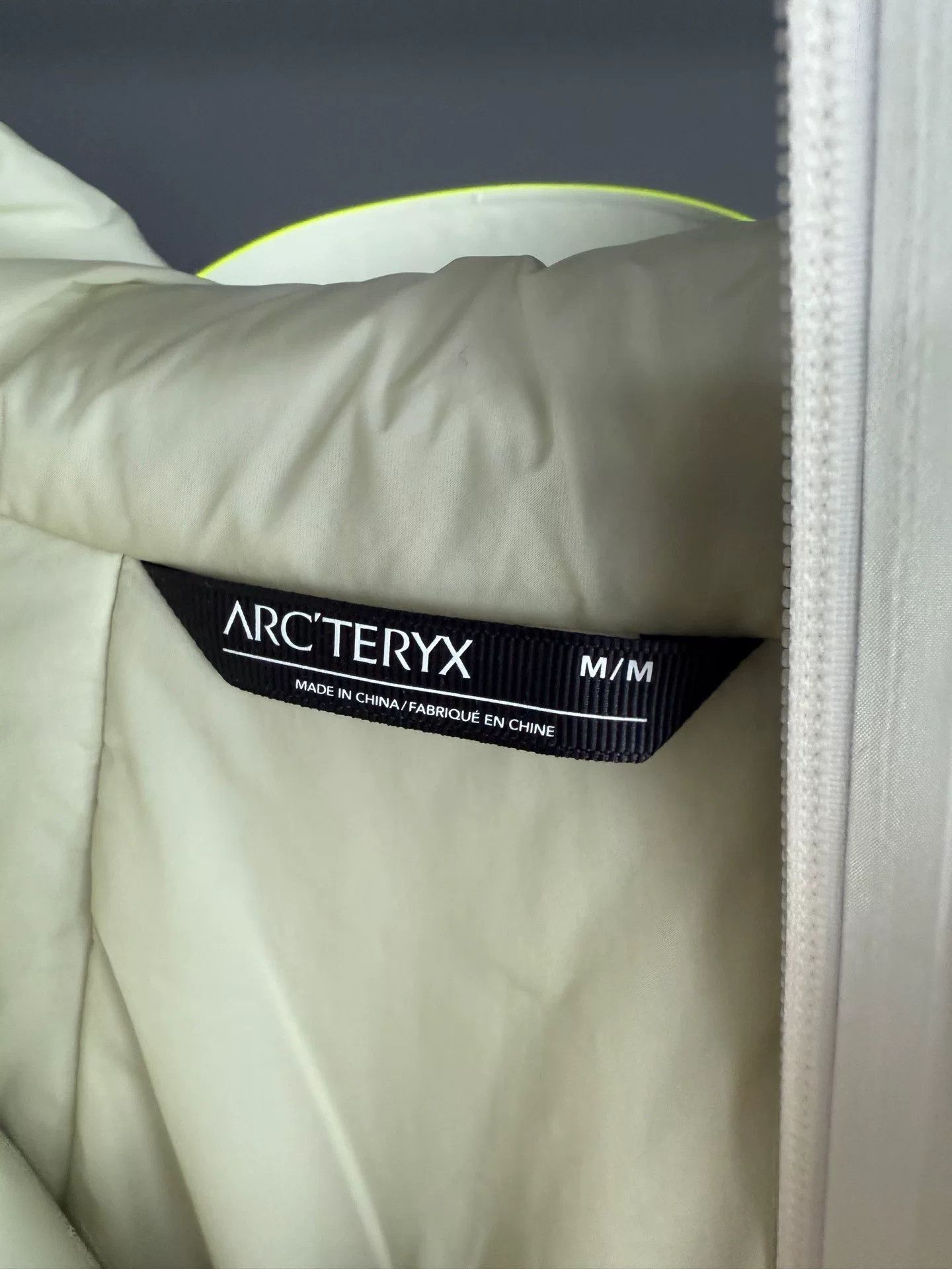 Arc'teryx Arc'teryx White Hoodie M Men Size US M / EU 48-50 / 2 - 5 Thumbnail