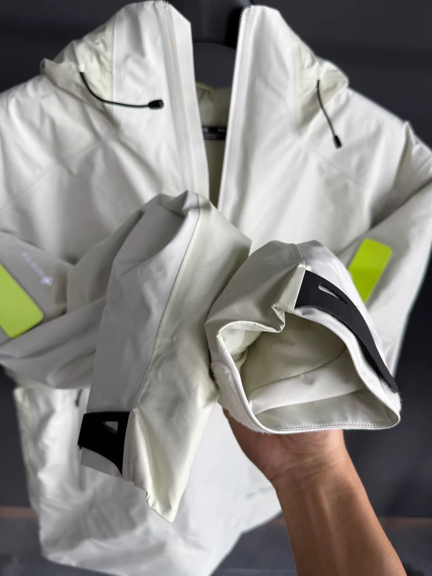 Arc'teryx Arc'teryx White Hoodie M Men Size US M / EU 48-50 / 2 - 3 Thumbnail