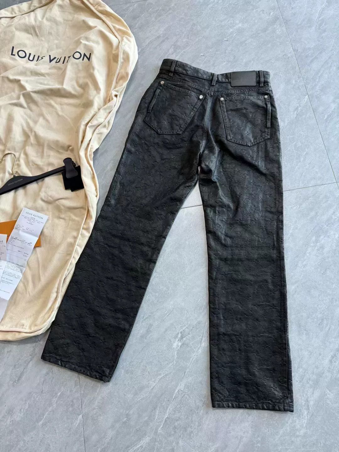 Louis Vuitton Louis Vuitton Black Denim Jeans 36 Men Size US 36 / EU 52 - 2 Thumbnail
