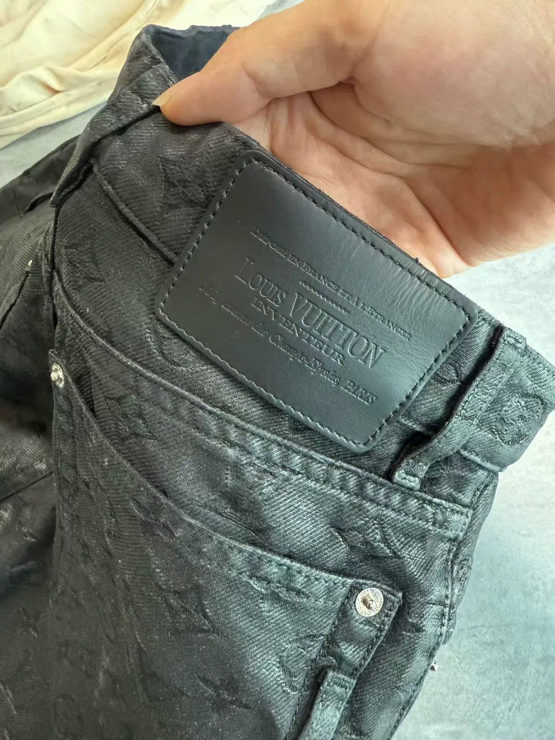Louis Vuitton Louis Vuitton Black Denim Jeans 36 Men Size US 36 / EU 52 - 4 Thumbnail