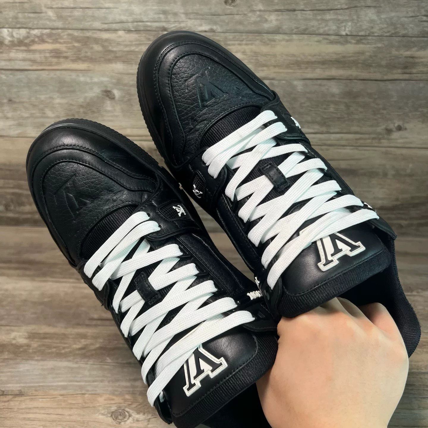 Louis Vuitton Louis Vuitton Training Black Lowtop Sneakers 42 Men Size US 9 / EU 42 - 5 Thumbnail