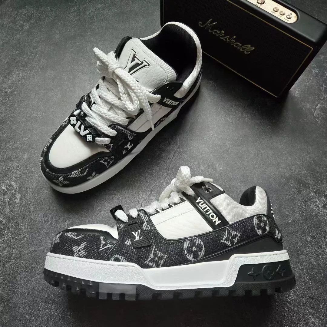 Louis Vuitton Louis Vuitton Training Black Lowtop Sneakers 41 Men Size US 8.5 / EU 41-42 - 4 Thumbnail