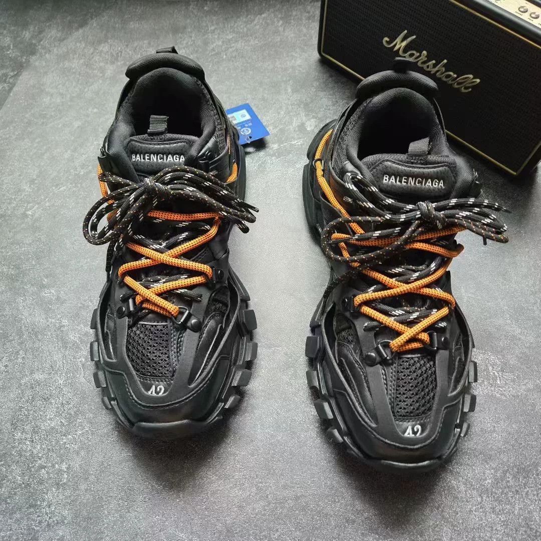Balenciaga Balenciaga Orange Lowtop Sneakers 42 Men Size US 9 / EU 42 - 3 Thumbnail