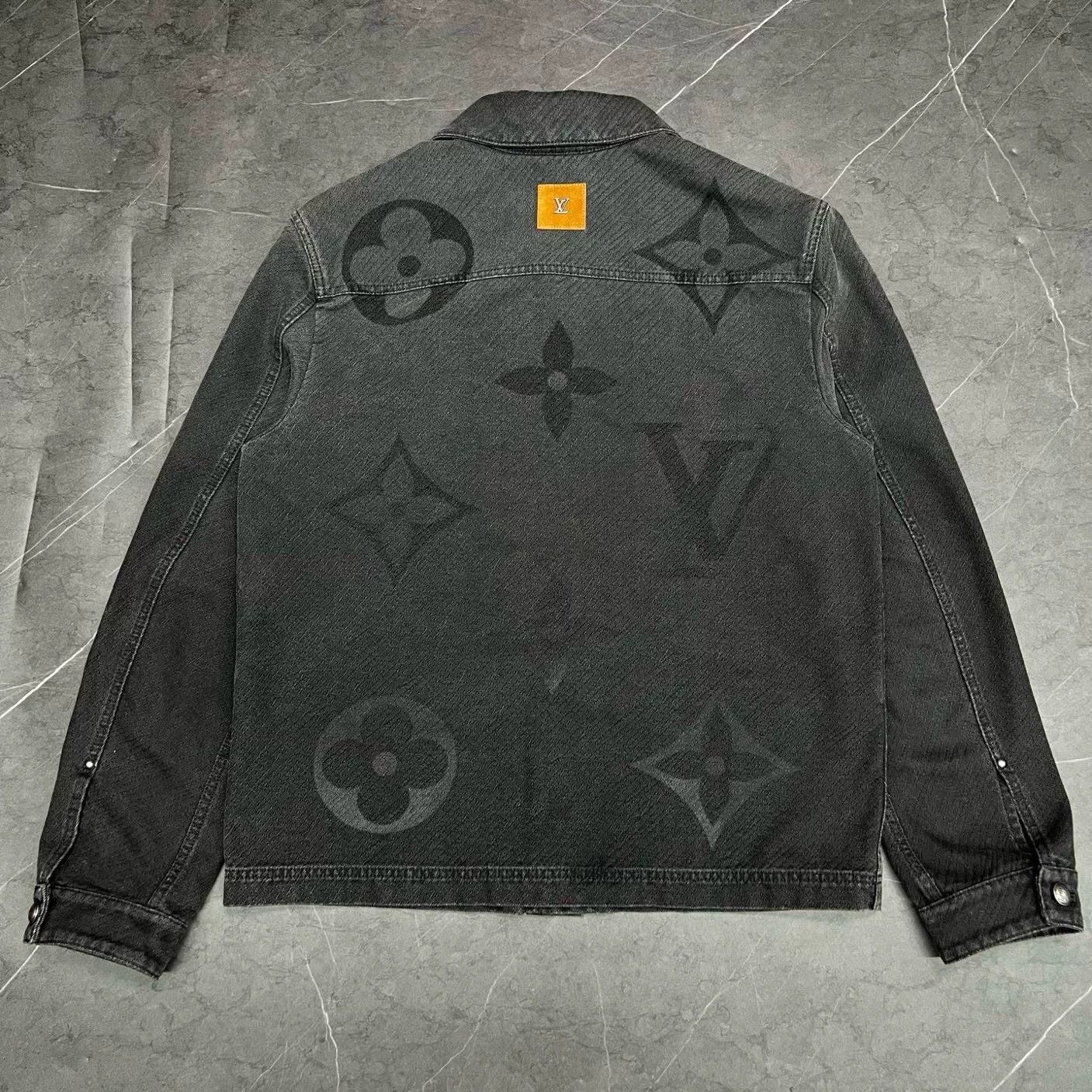 Louis Vuitton Louis Vuitton Retro Light Jacket 50 Men Size US XL / EU 56 / 4 - 2 Thumbnail