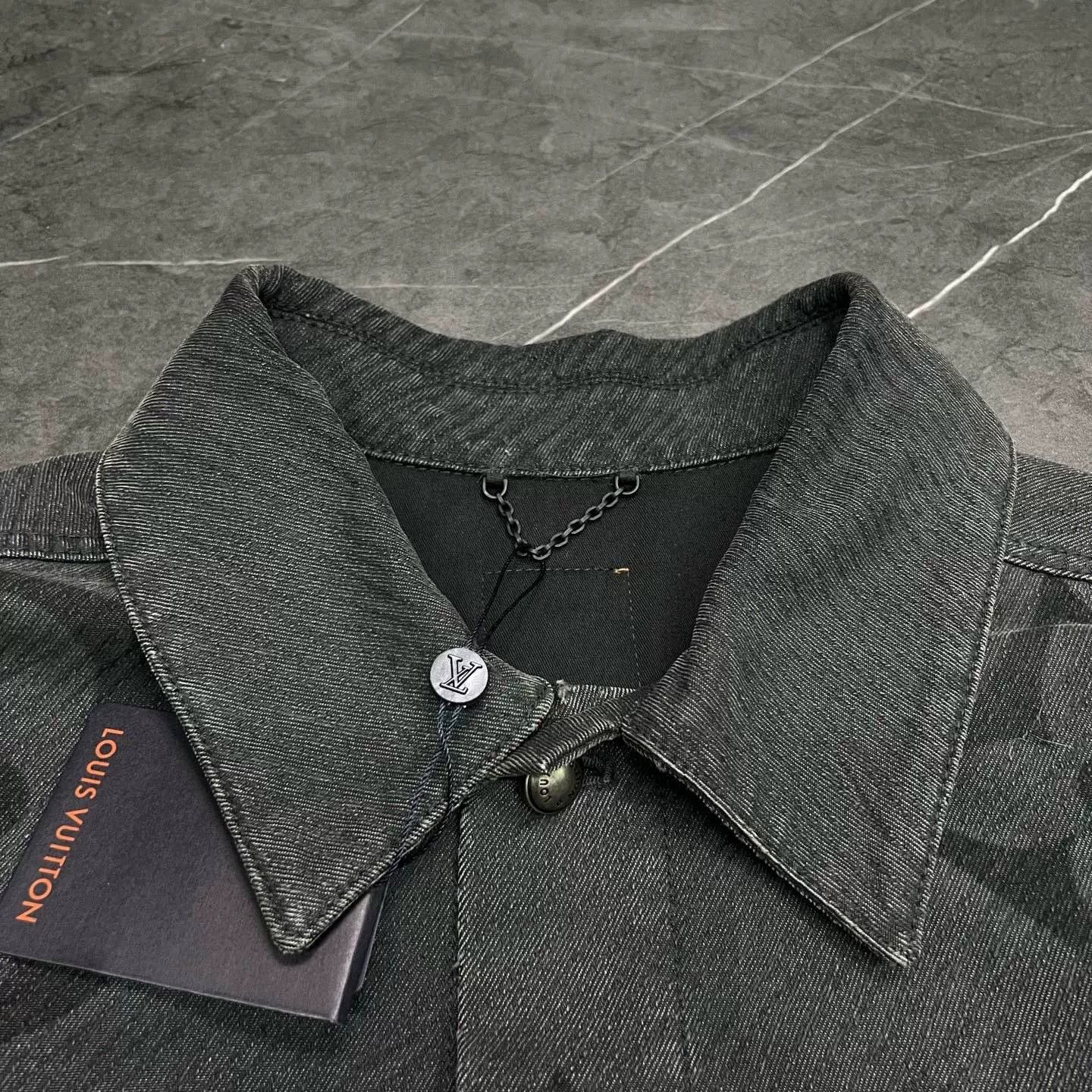 Louis Vuitton Louis Vuitton Retro Light Jacket 50 Men Size US XL / EU 56 / 4 - 3 Thumbnail
