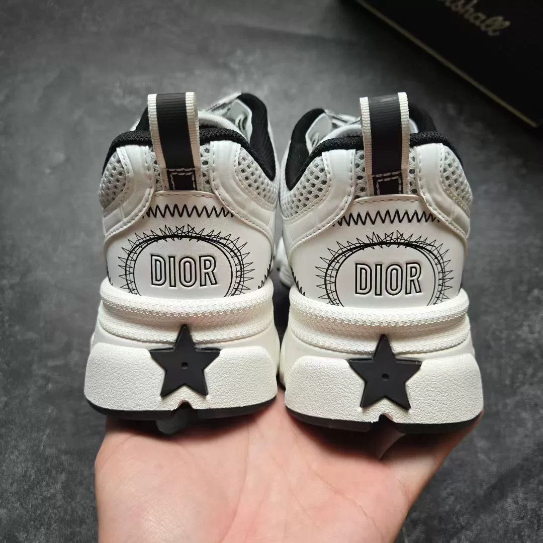Dior Dior Black Lowtop Sneakers 38 Women Size US 7.5 / IT 37.5 - 6 Thumbnail