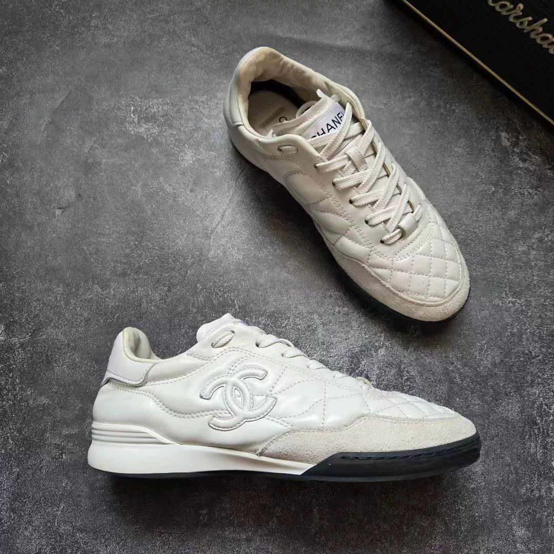 Chanel Chanel White Lowtop Sneakers S Women Size US 6 / IT 36 - 5 Thumbnail
