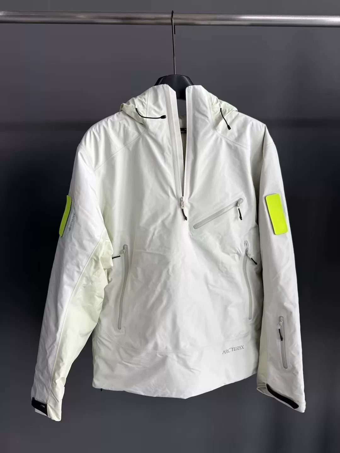 Arc'teryx Arc'teryx White Hoodie M Men Size US M / EU 48-50 / 2 - 2 Thumbnail