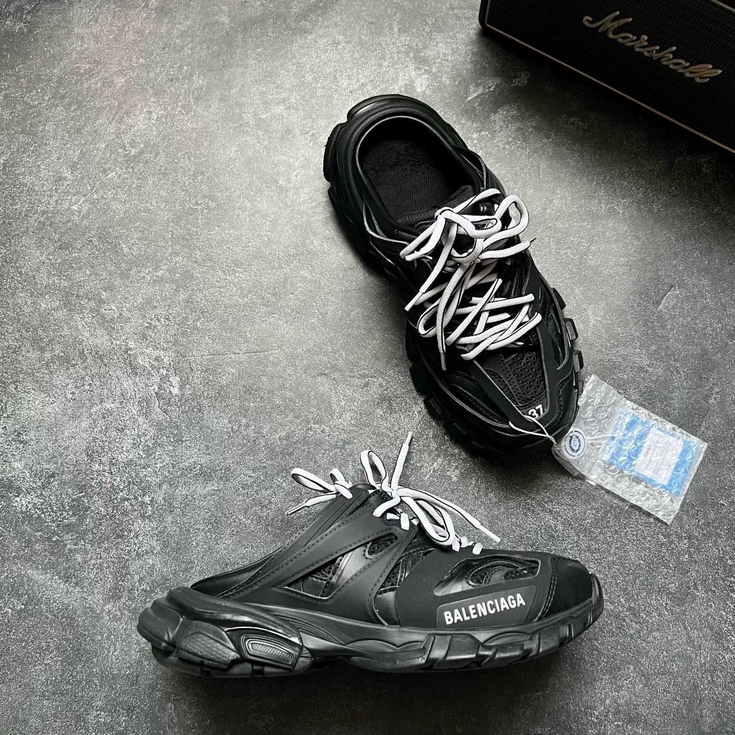 Balenciaga Balenciaga Black Lowtop Sneakers 37 Women Size US 6.5 / IT 36.5 - 5 Thumbnail