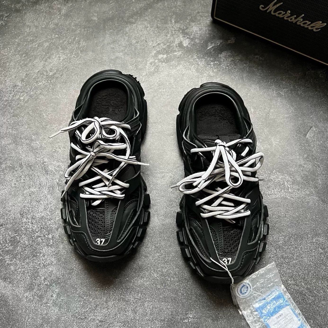 Balenciaga Balenciaga Black Lowtop Sneakers 37 Women Size US 6.5 / IT 36.5 - 3 Thumbnail
